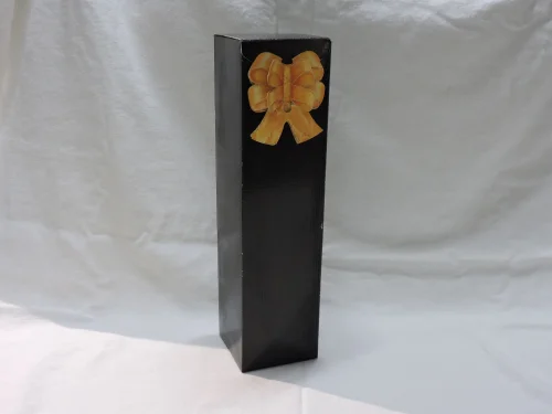 Kartón na 1fl čierna s mašľou 001170